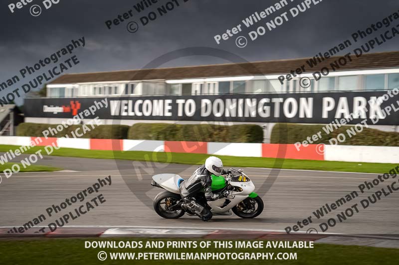 donington no limits trackday;donington park photographs;donington trackday photographs;no limits trackdays;peter wileman photography;trackday digital images;trackday photos